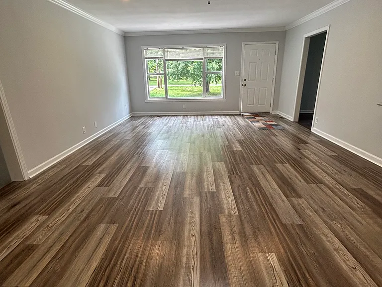 1124 Whites Mill Rd — Photo 5