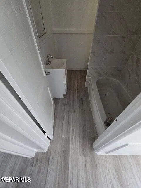 1 bed, 1.0 bath, 744 sqft, $500 — Photo 3