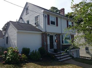 15 Yorktown St, West Roxbury, MA 02132