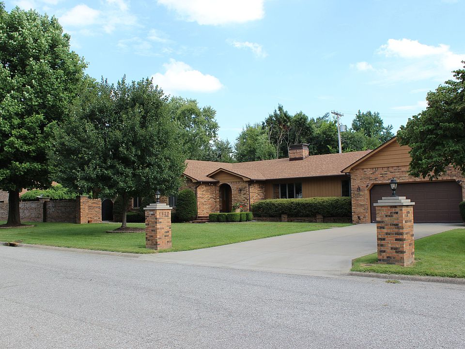 1st image of 1920 Aspenwood Ct