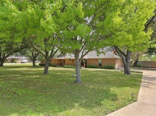 3440 Oak Tree Ln, Midlothian, TX 76065