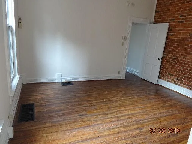 238 W Hubbard Ave #1 — Photo 4