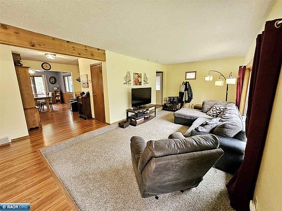 5th image of 317 Susanna Ln