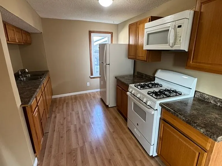 534 South St — Photo 3