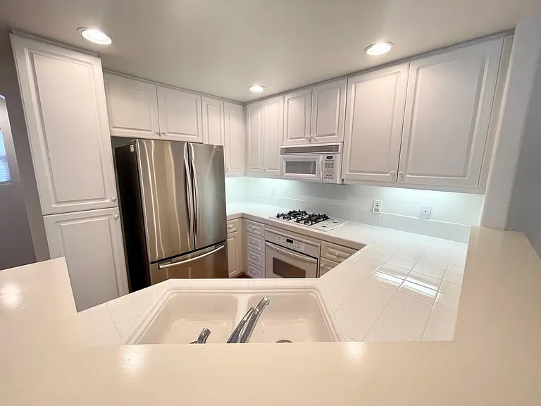 11890 Cypress Canyon Rd #1 — Photo 11