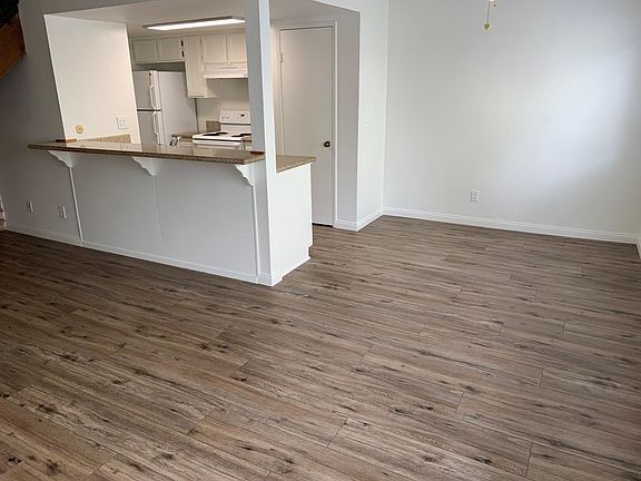 2nd image of 1153 Bryce Way