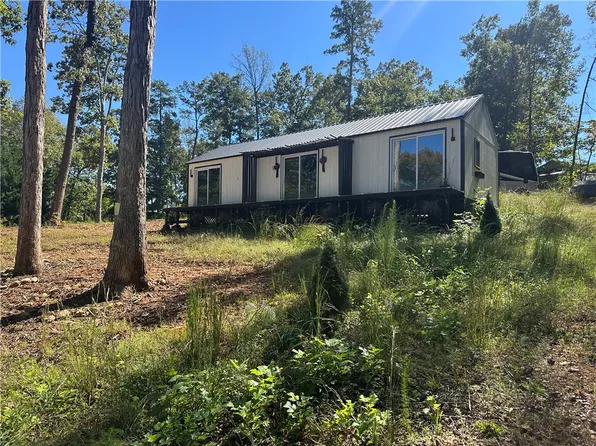 300 Brandywine Dr, Westminster, SC 29693