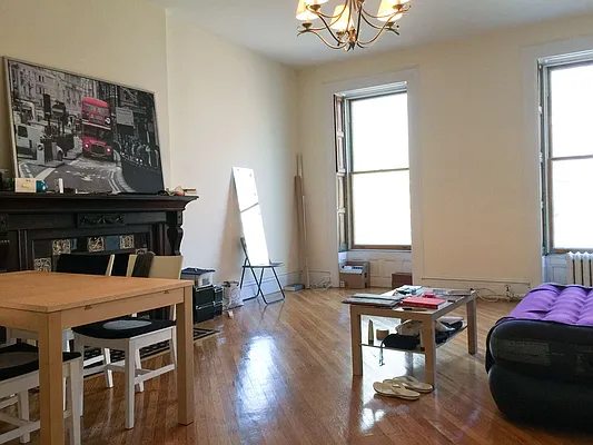 Rented by Francine Realty | media 16