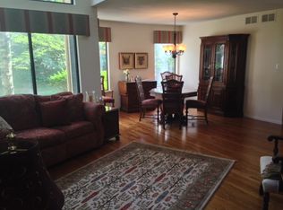 96 Sayre Dr, Princeton, NJ 08540