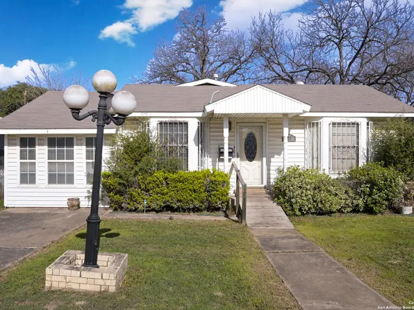 327 W Bedford Ave, San Antonio, TX 78226
