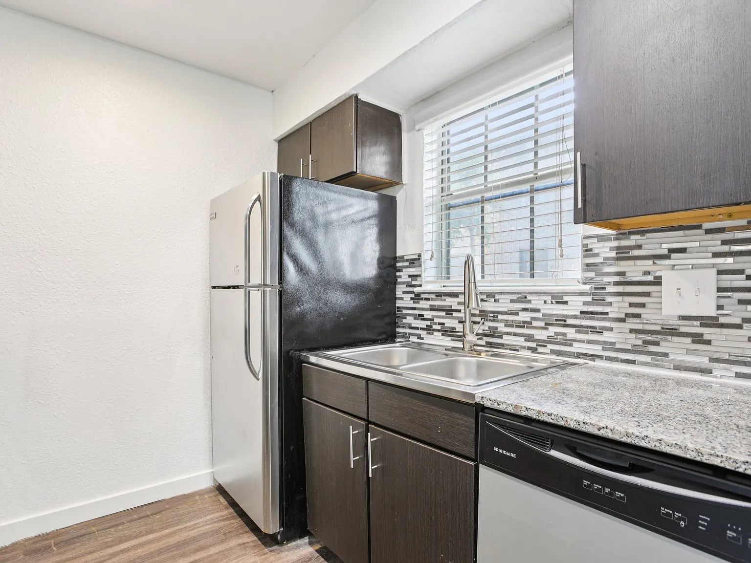 Mesh Apartments — Photo 4