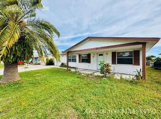 2540 Society Dr, Holiday, FL 34691