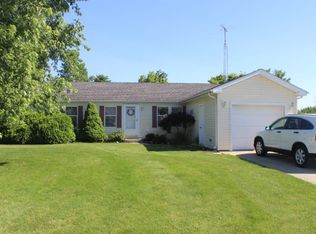 5508 W Hazelwood Dr, Muncie, IN 47304