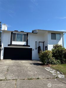 5821 32nd Street NE, Tacoma, WA, 98422