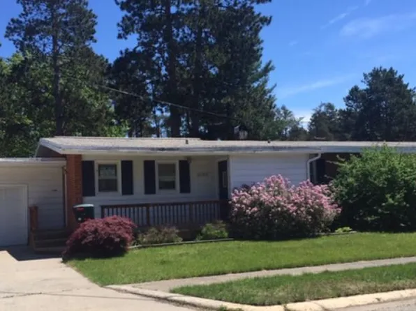8618 Nebraska St #A, Oscoda, MI 48750