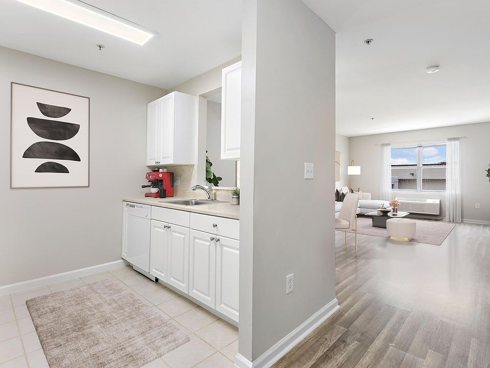 One-bedroom unit with updated kitchen
