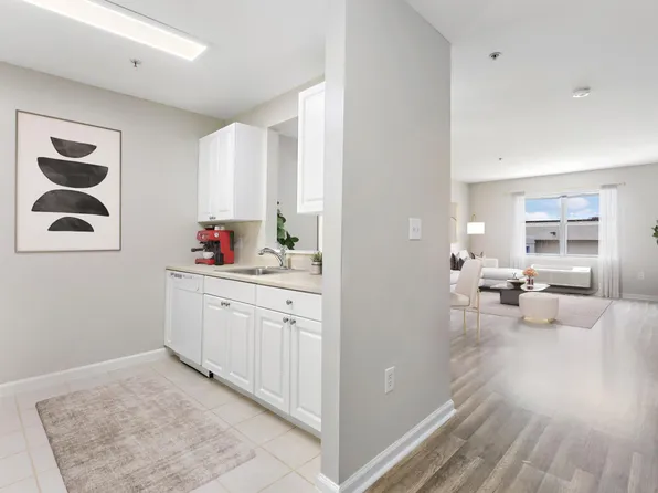 905 River Road image 5 of 15