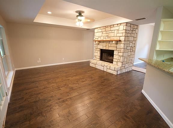 5th image of 511 Casas Del Norte Ct