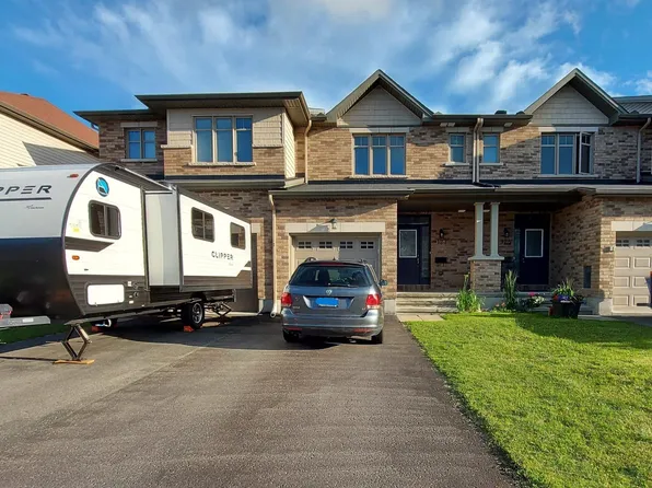 127 Hawkeswood Dr, Ottawa, ON K4M 0C1