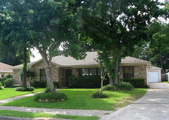 1st image of 1102 El Dorado Blvd