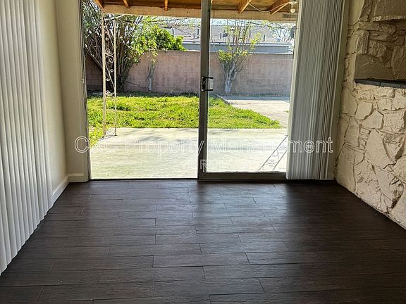 3rd image of 14012 Sylvanwood Ave