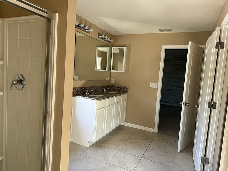1627 Pham Dr — Photo 8