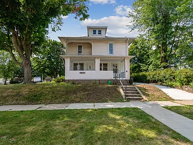 2321 Iowa St #1