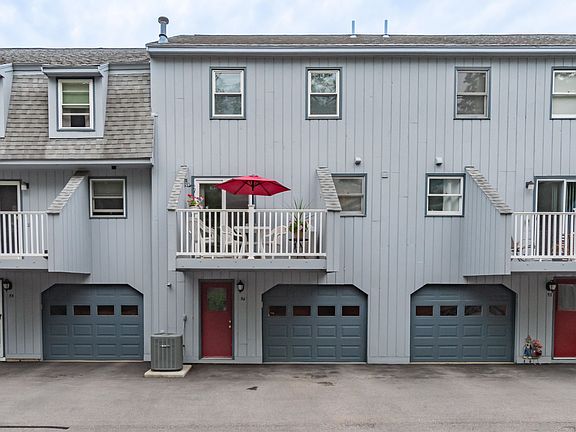 2nd image of 54 Bluestone Drive