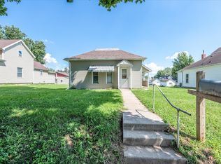 306 Weare St, Woodbine, IA 51579