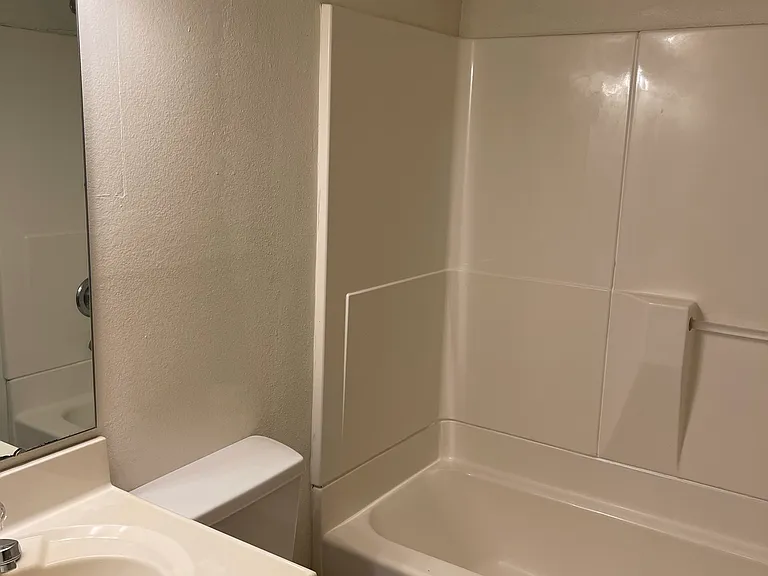 333 Church St #5 — Photo 6