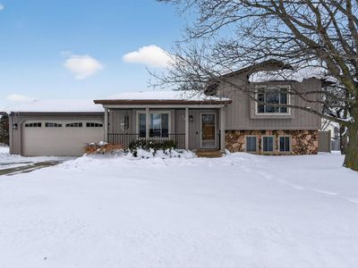 5875 Brookfarm Dr SE, Kentwood, MI, 49508