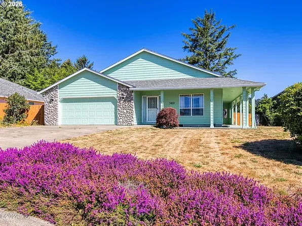 5469 NE Voyage Ave, Lincoln City, OR 97367