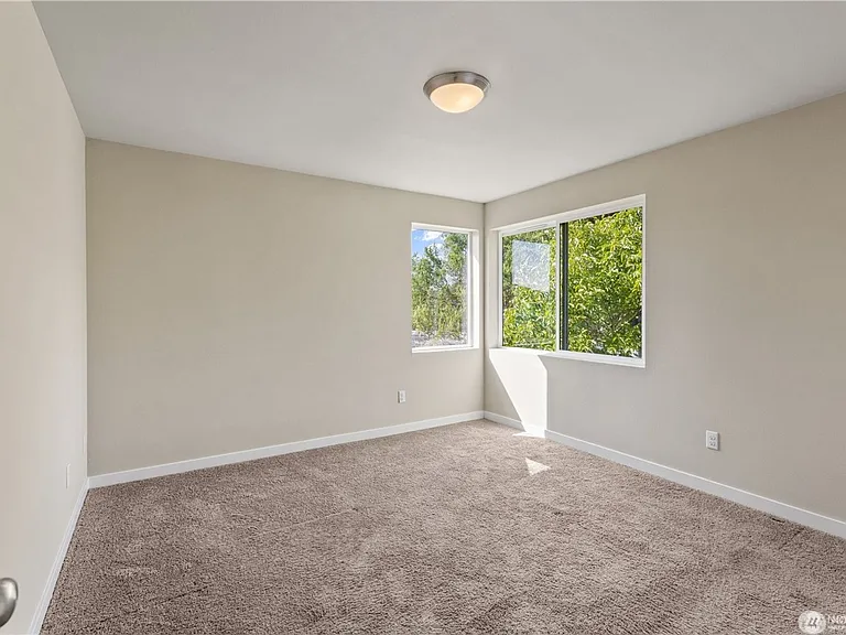 16611 48th Ave W #F1 — Photo 17