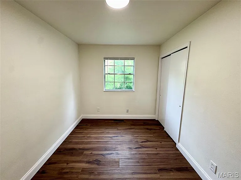 27 Nottingham Ln — Photo 11
