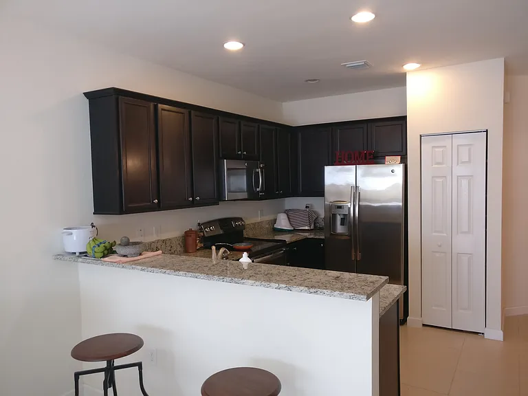 8871 NW 102nd Ct — Photo 9