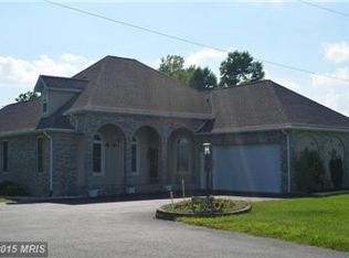 21045 Oakland Hall Rd, Avenue, MD 20609