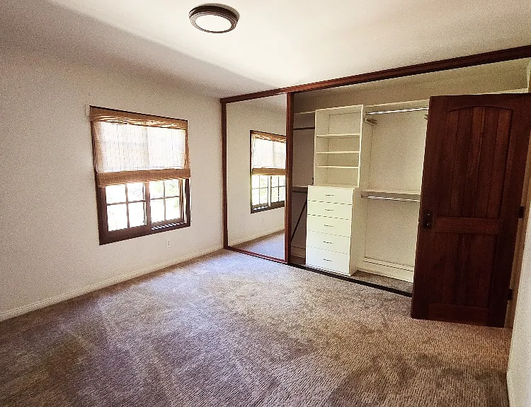 19613 Hiawatha St — Photo 29