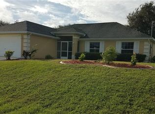 2124 NE 15th Ter, Cape Coral, FL 33909