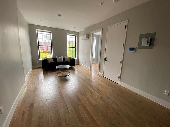 5th image of 234A Vernon Ave #2C