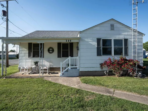 508 W North St, Sesser, IL 62884