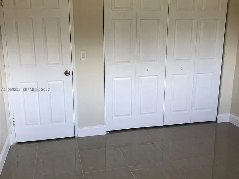 600 Layne Blvd #208 — Photo 6