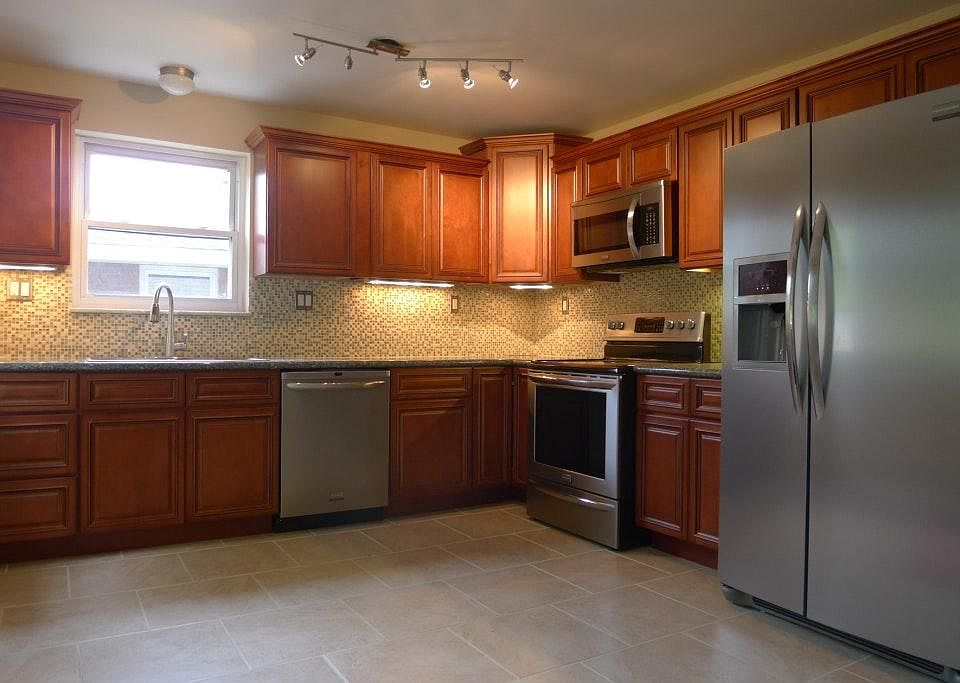 1st image of 7189 Bluecrest Dr