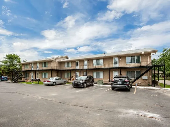 31690 Fraser Dr APT 4, Fraser, MI 48026