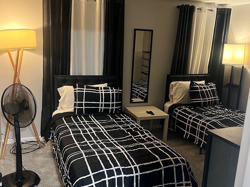 Shared rooms. $900 per bed