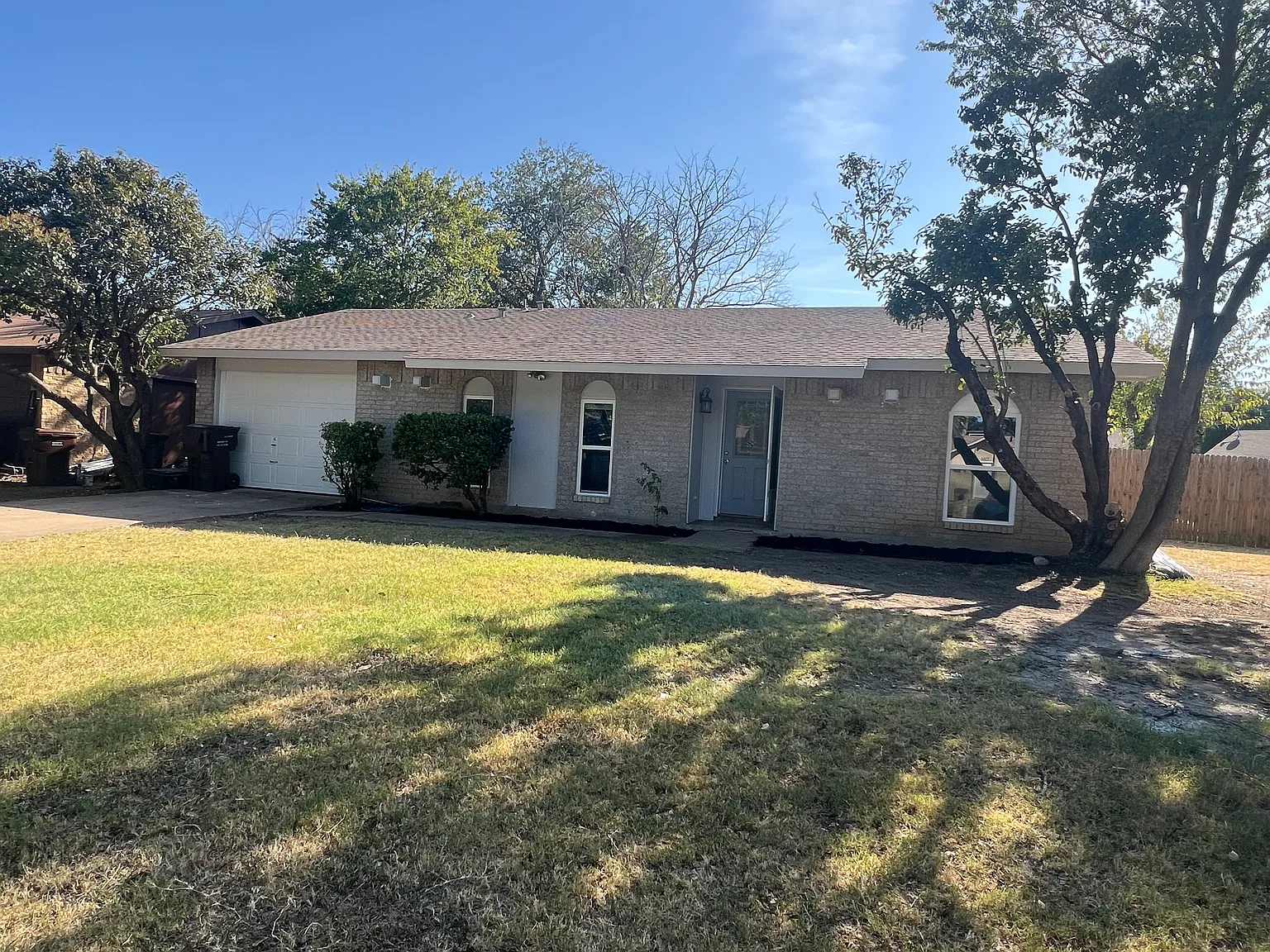 4 bed, 1663 sqft, $2,395 — Photo 1
