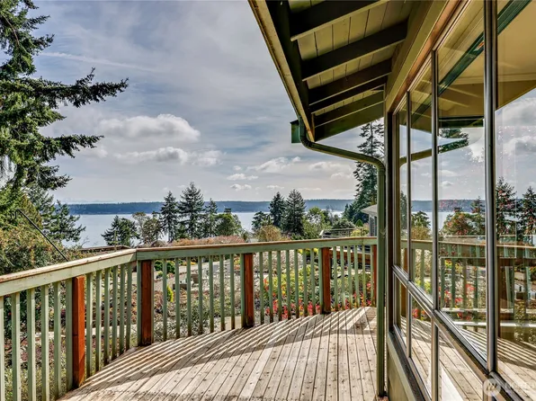 351 Windship Drive, Port Townsend, WA 98368