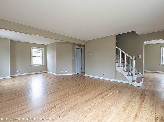 3rd image of 34 N Ardmore Ave