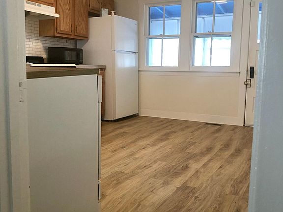 Large Eat In Kitchen