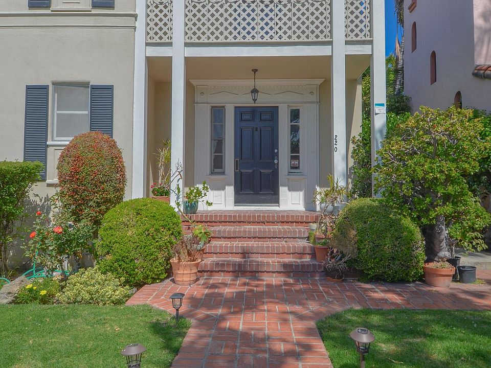 1st image of 220 S Poinsettia Pl