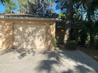 384 Acorn Ln #1, Leesburg, FL 34748